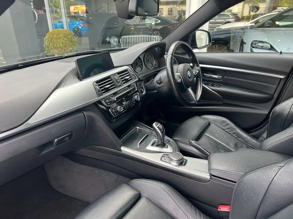 2018-bmw-3-series-30td-330d-m-sport-shadow-edition-saloon-4d-big-10