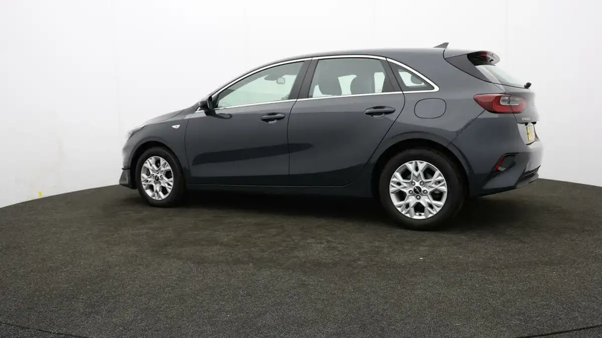 2021-kia-ceed-10-t-gdi-2-hatchback-big-64