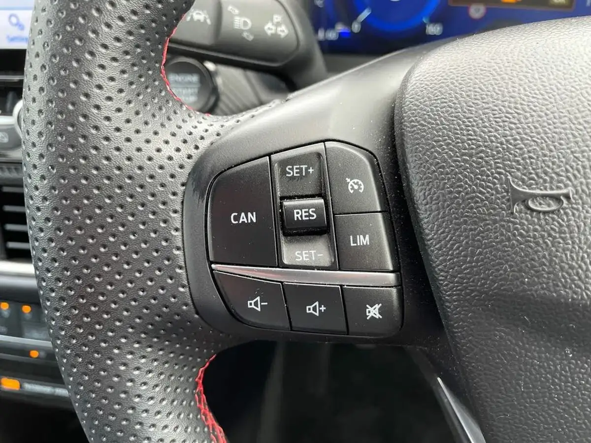 2023-ford-puma-suv-10-st-line-x-155ps-big-25