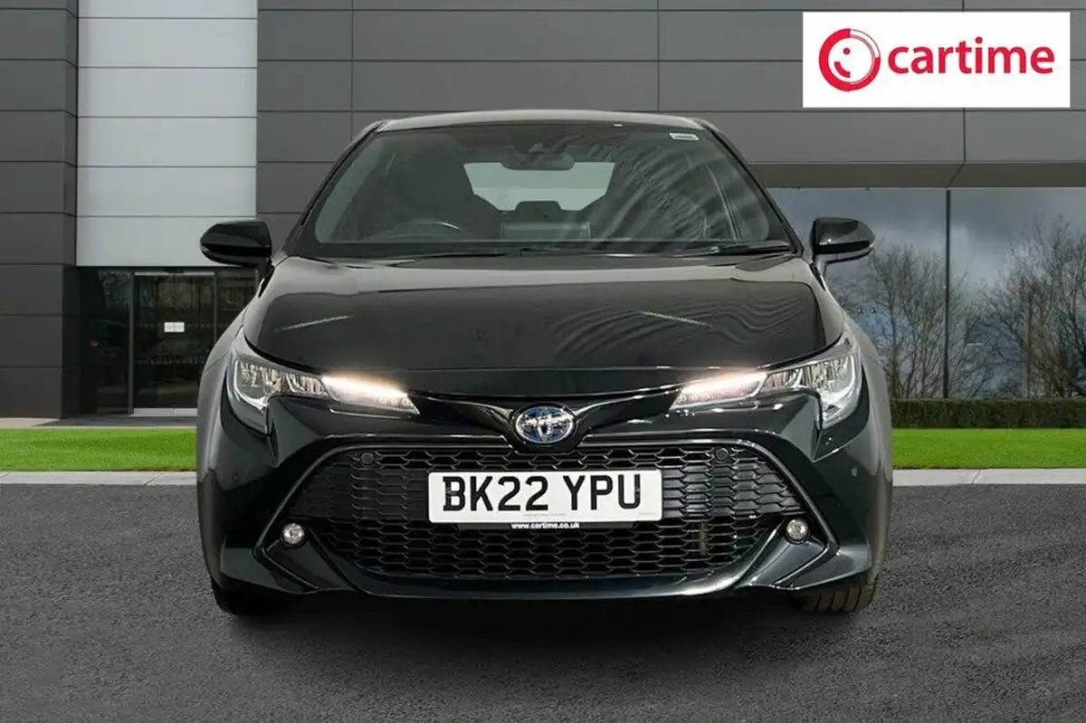 2022-toyota-corolla-18-vvt-i-icon-tech-trk-hatchback-5d-big-3
