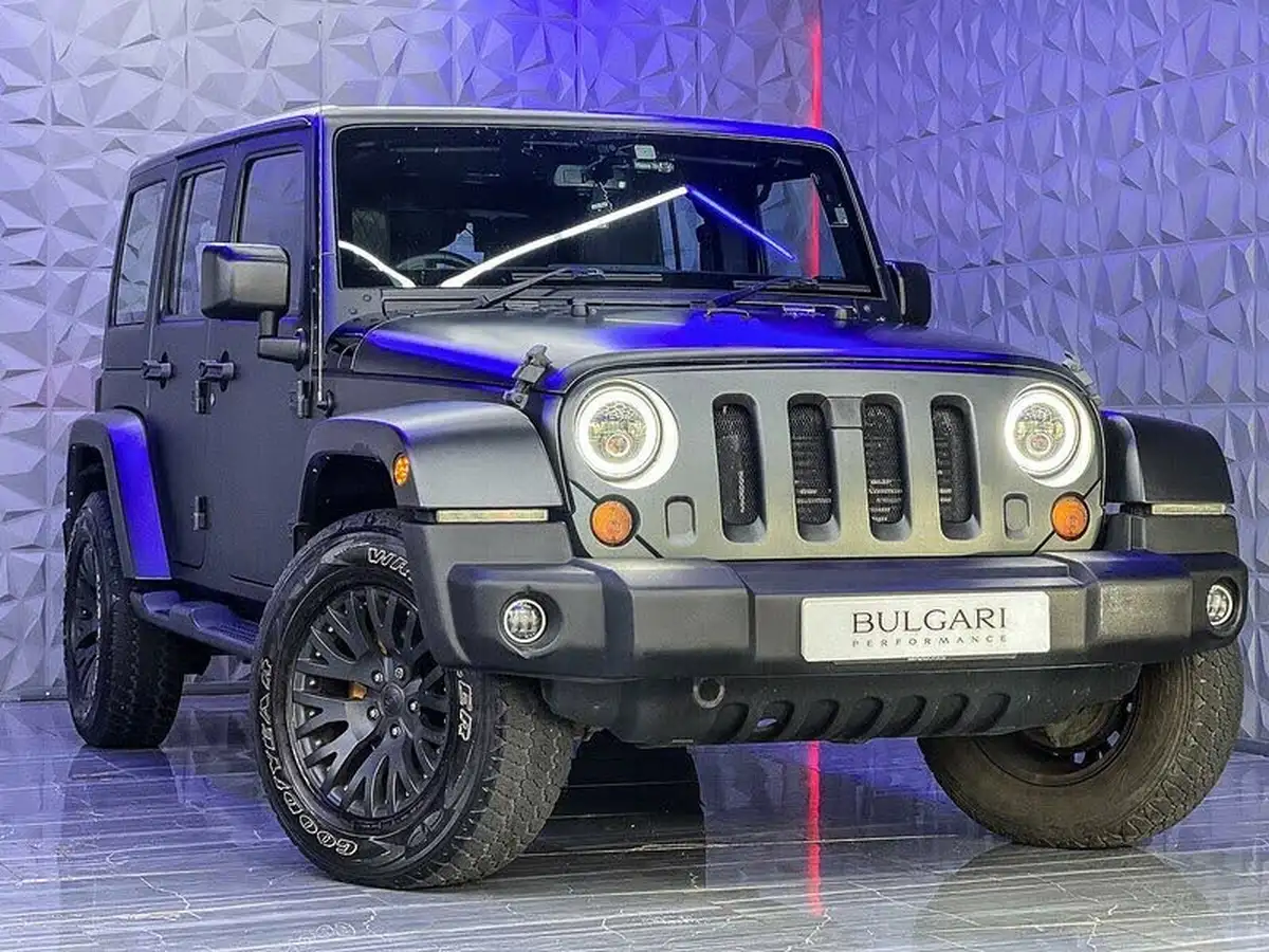 2015-jeep-wrangler-28crd-sahara-5d-big-1