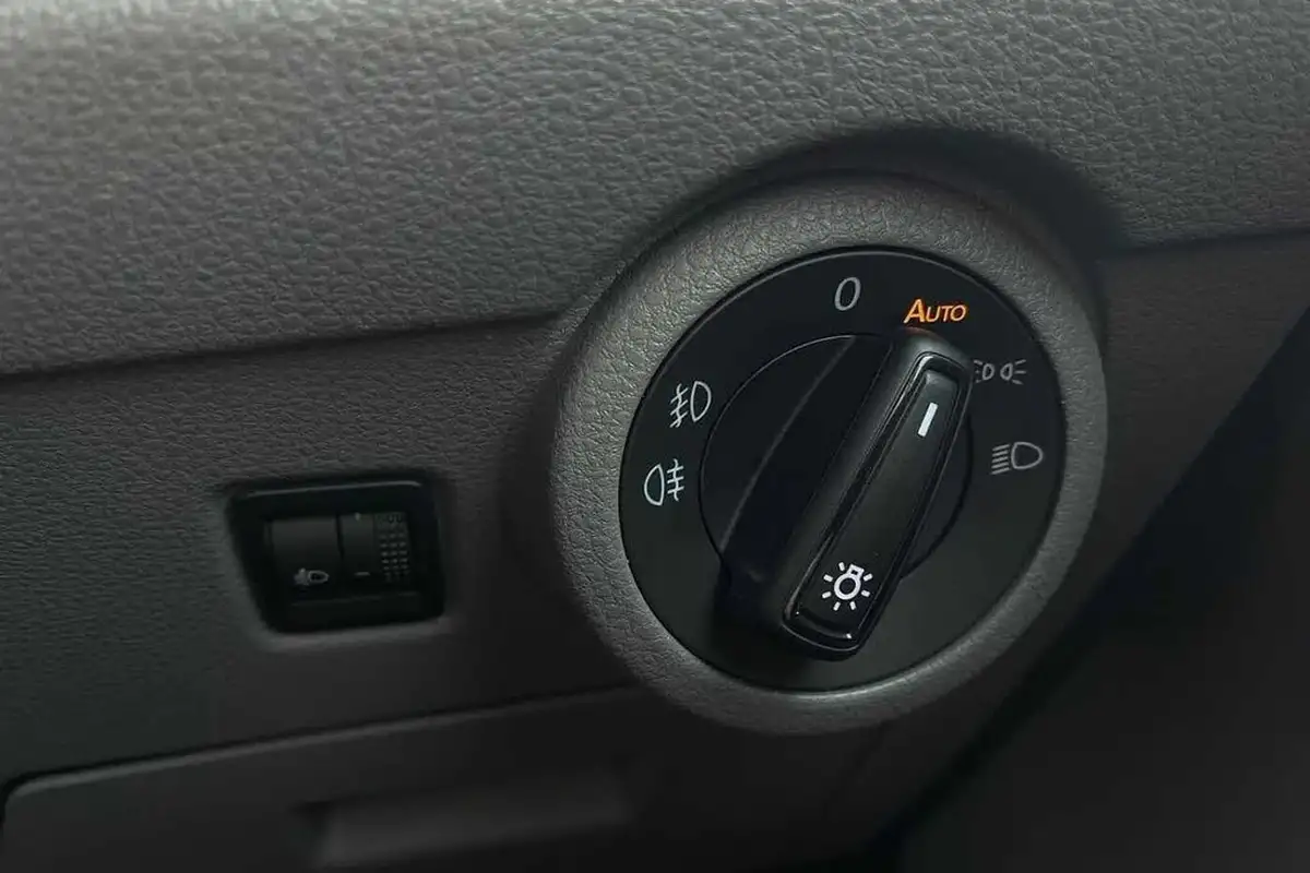 2024-volkswagen-transporter-big-43