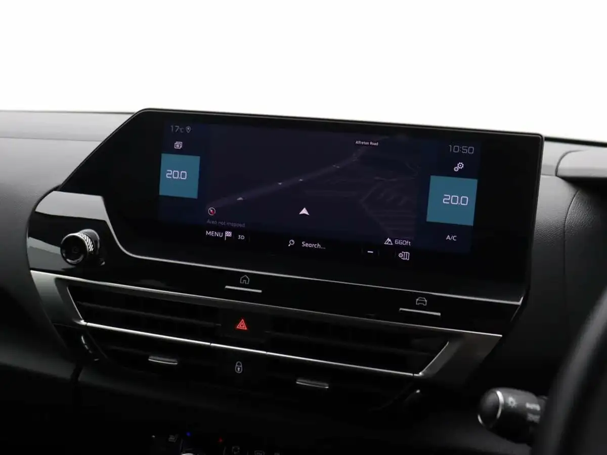 2024-citroen-c4-big-35
