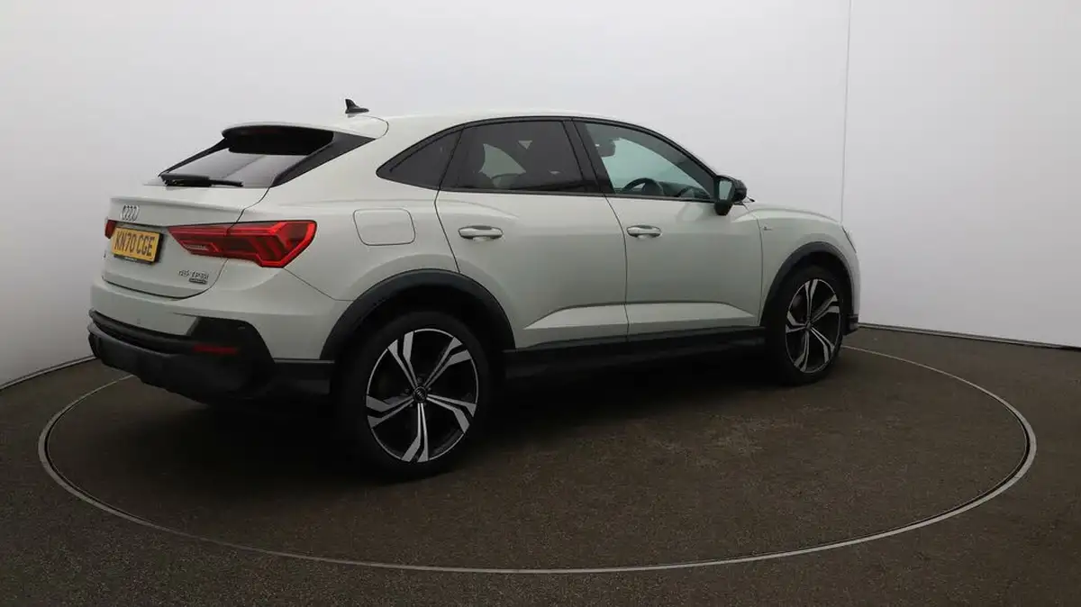 2020-audi-q3-20-45-tfsi-edition-1-sportback-big-53