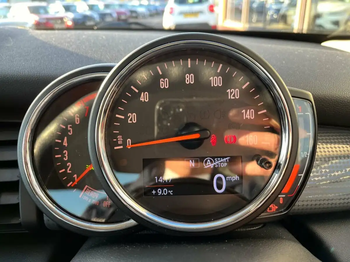 2018-mini-cooper-15-cooper-series-ii-ss-hatchback-3d-big-20