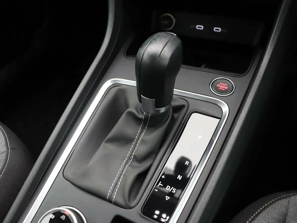 2022-seat-ateca-15-ecotsi-se-technology-dsg-big-44