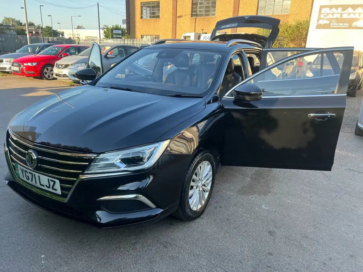2021-mg-mg5-e-exclusive-ev-long-range-big-12