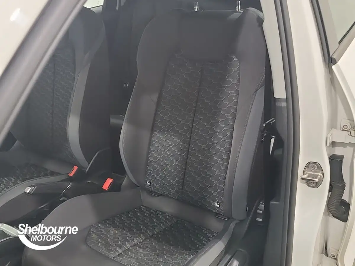 2021-audi-a1-10-25-tfsi-sport-big-40