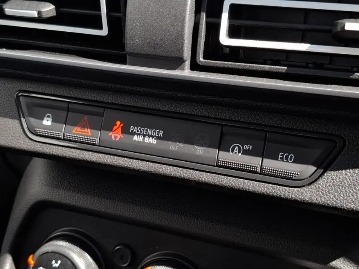 2023-dacia-sandero-10-tce-expression-90bhp-big-16