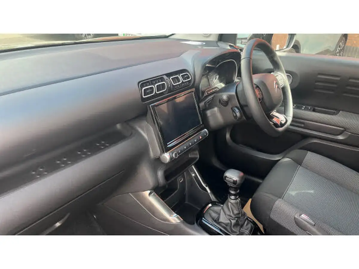 2023-citroen-c3-aircross-12-puretech-shine-110ps-big-8