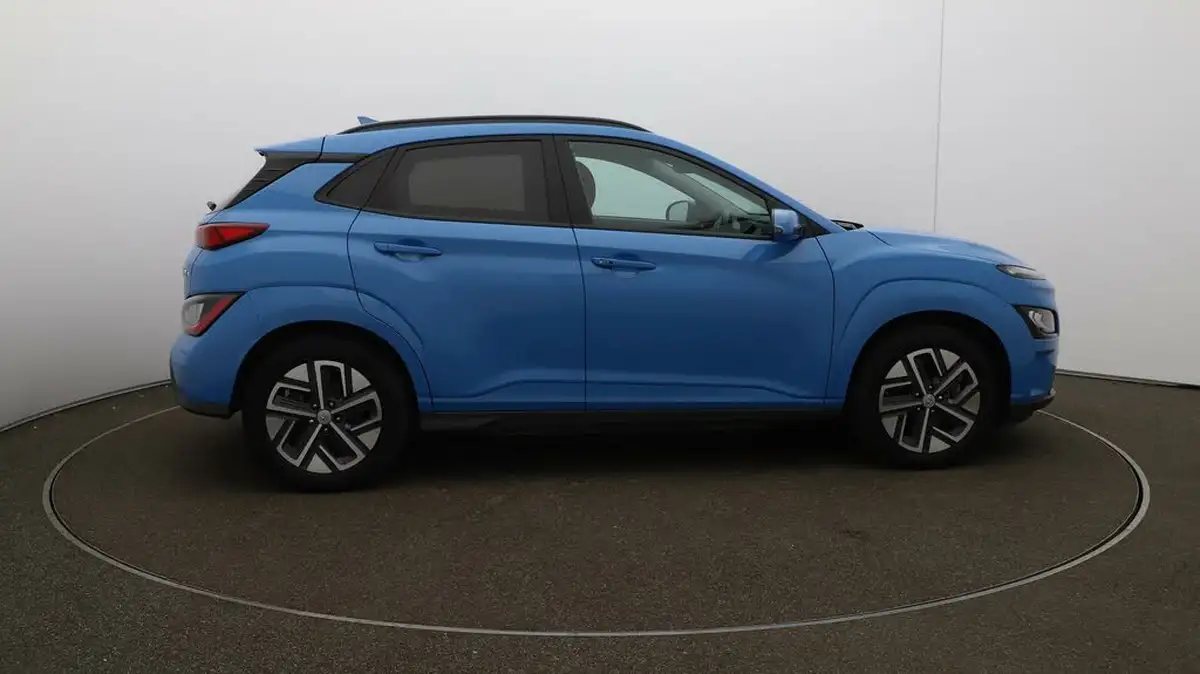 2022-hyundai-kona-e-premium-204ps-64kwh-7kw-obc-big-8