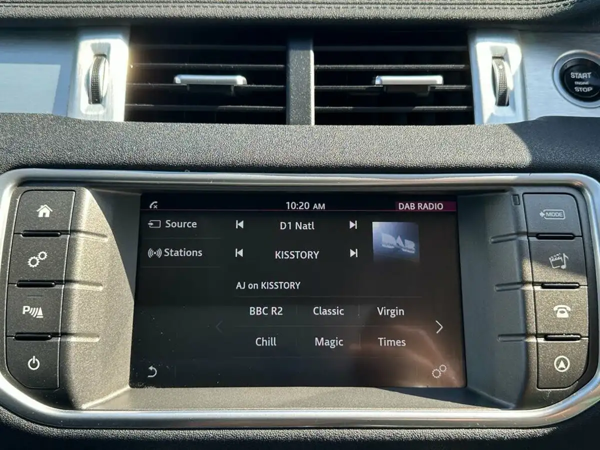 2017-land-rover-range-rover-evoque-20td4-se-tech-hatchback-5d-auto-big-23