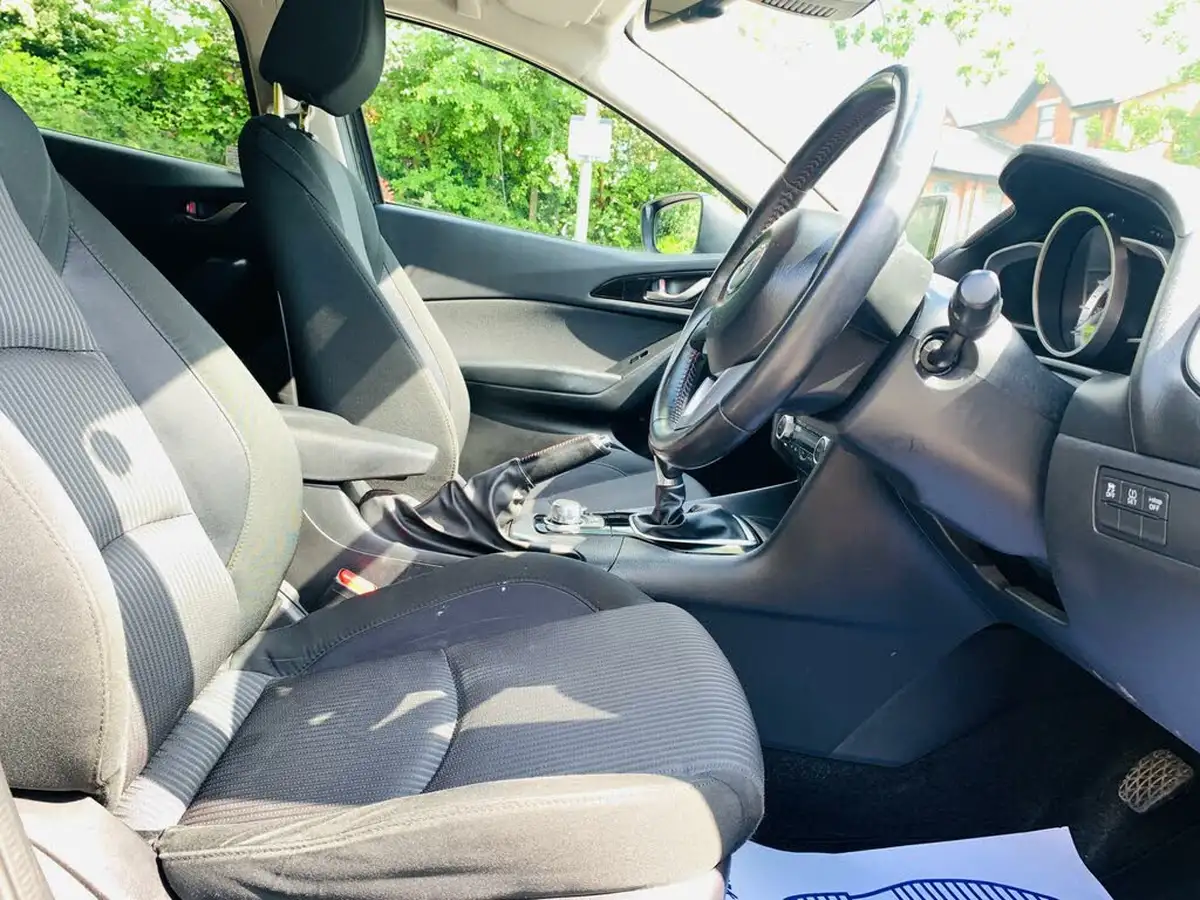 2015-mazda-mazda3-22td-se-l-nav-hatchback-5d-big-15