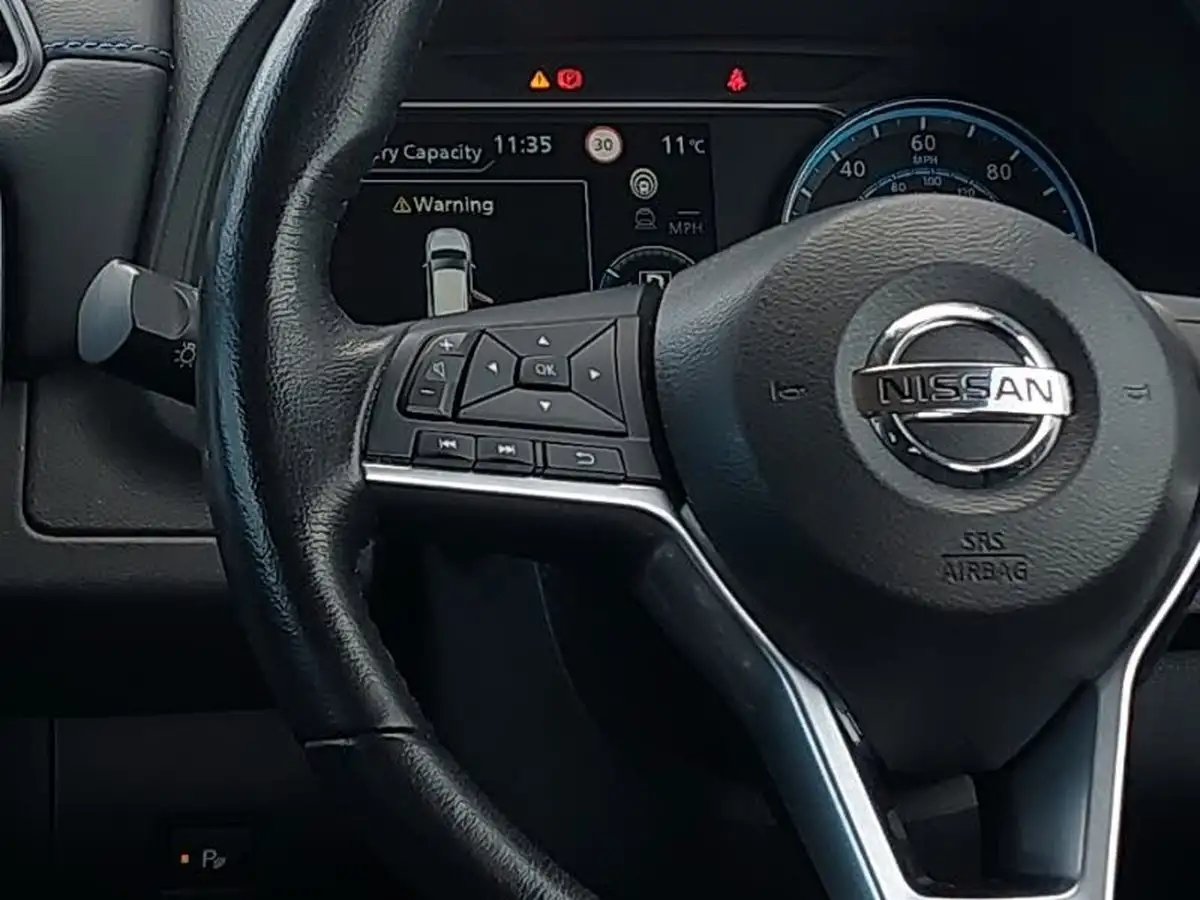 2020-nissan-leaf-e-tekna-big-9