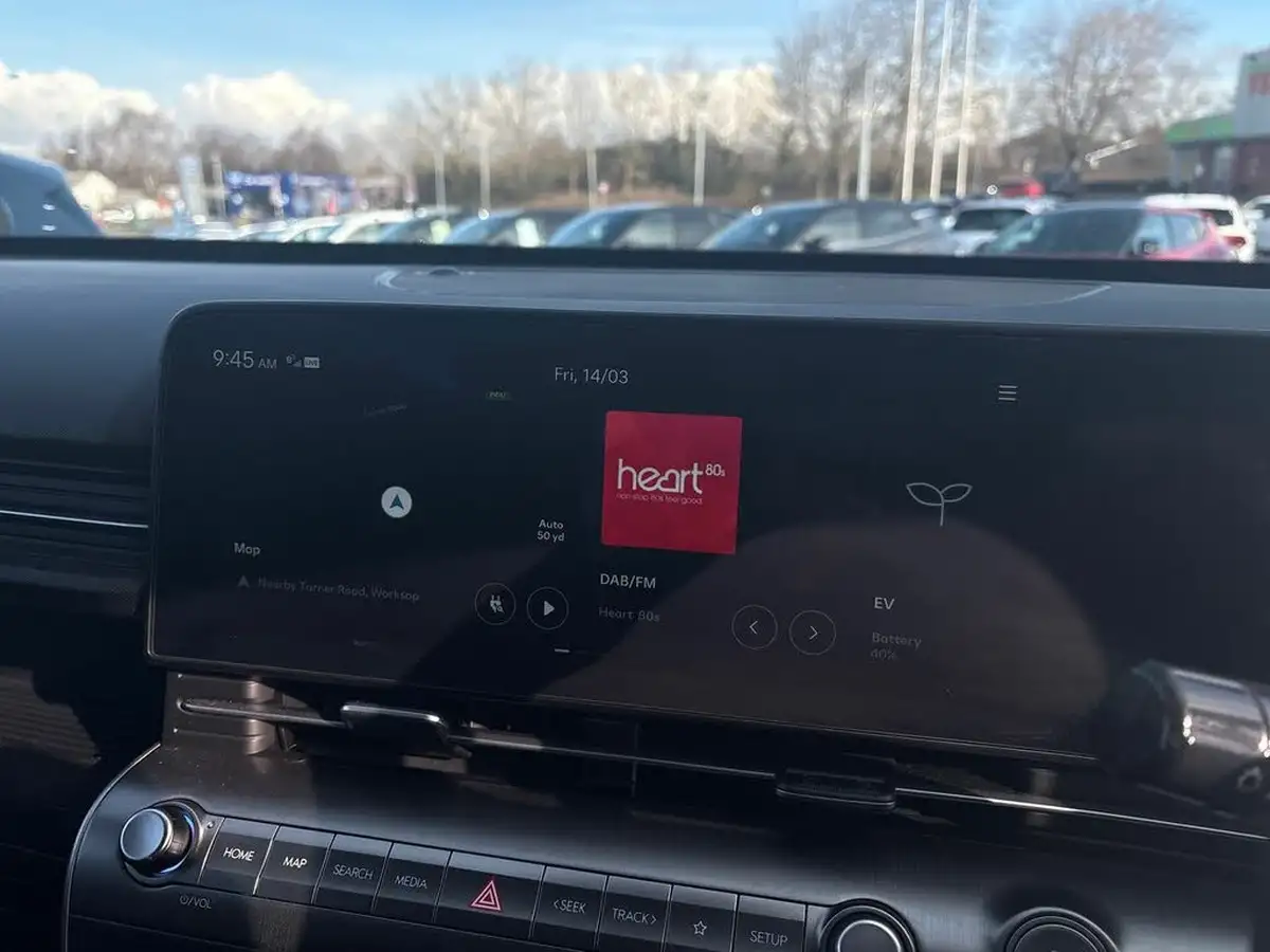 2024-hyundai-kona-e-advance-218ps-65kwh-big-10