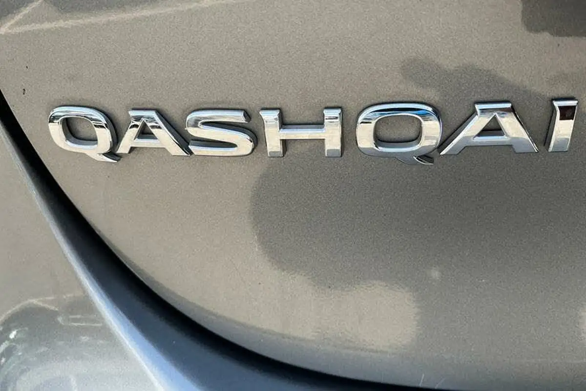 2017-nissan-qashqai-12-dig-t-tekna-big-39