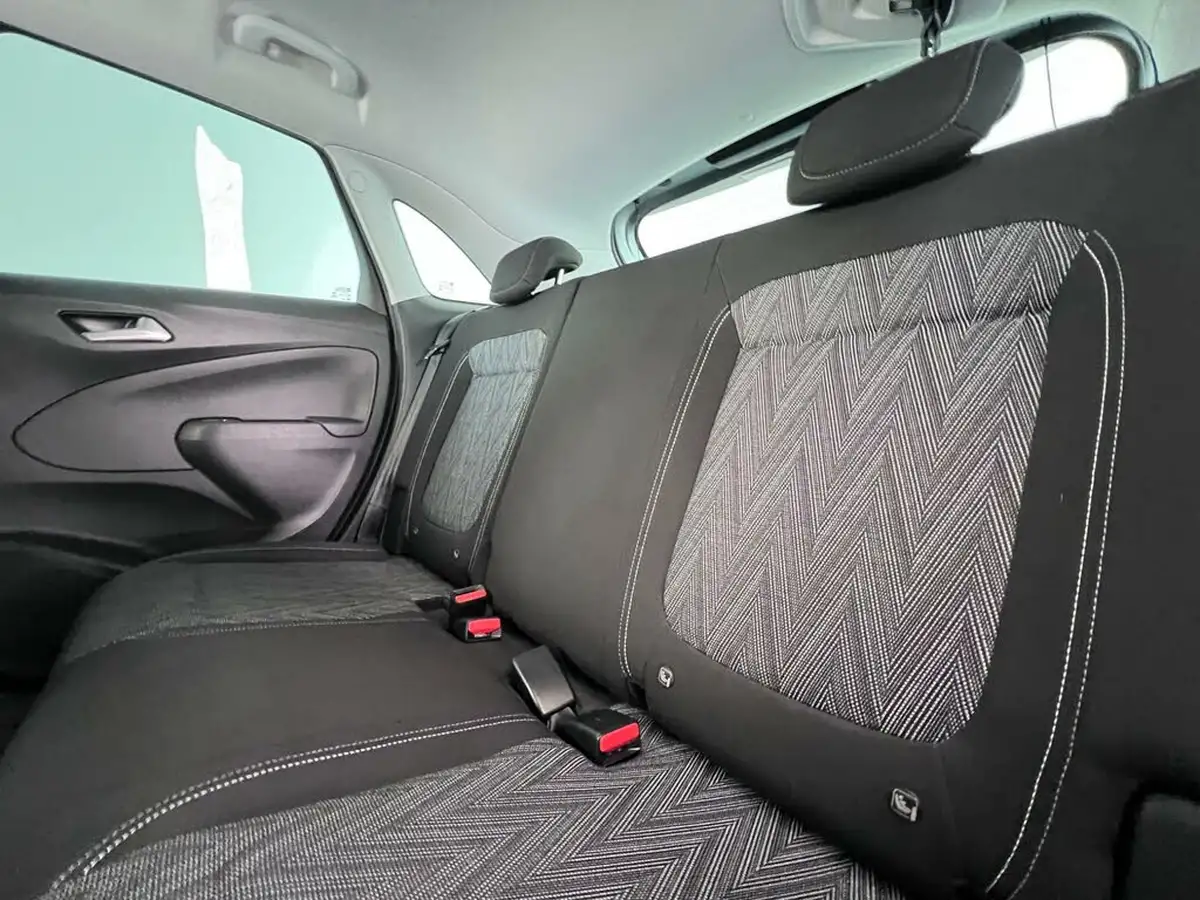 2020-vauxhall-crossland-x-12i-griffin-big-18
