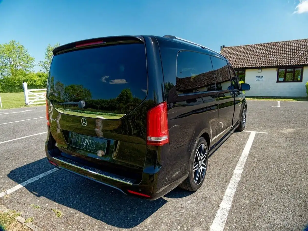 2019-mercedes-benz-v-class-21d-v250d-extra-long-amg-line-big-21