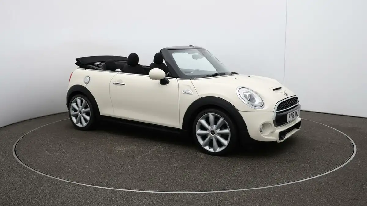 2018-mini-cooper-20-cooper-s-series-ii-ss-convertible-2d-big-46