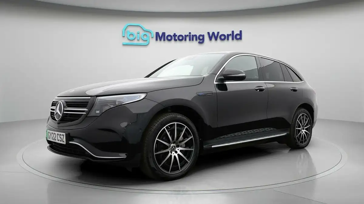2022-mercedes-benz-eqc-e-eqc-400-amg-line-big-2