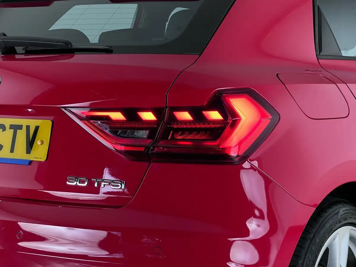 2020-audi-a1-10-30-tfsi-s-line-116ps-big-9