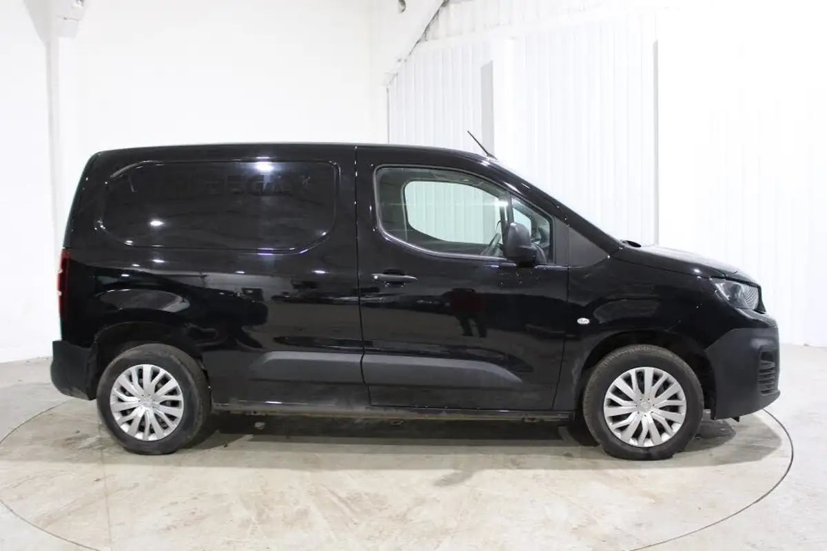 2021-peugeot-partner-15-bluehdi-1000-professional-100ps-eu6dt-panel-big-1