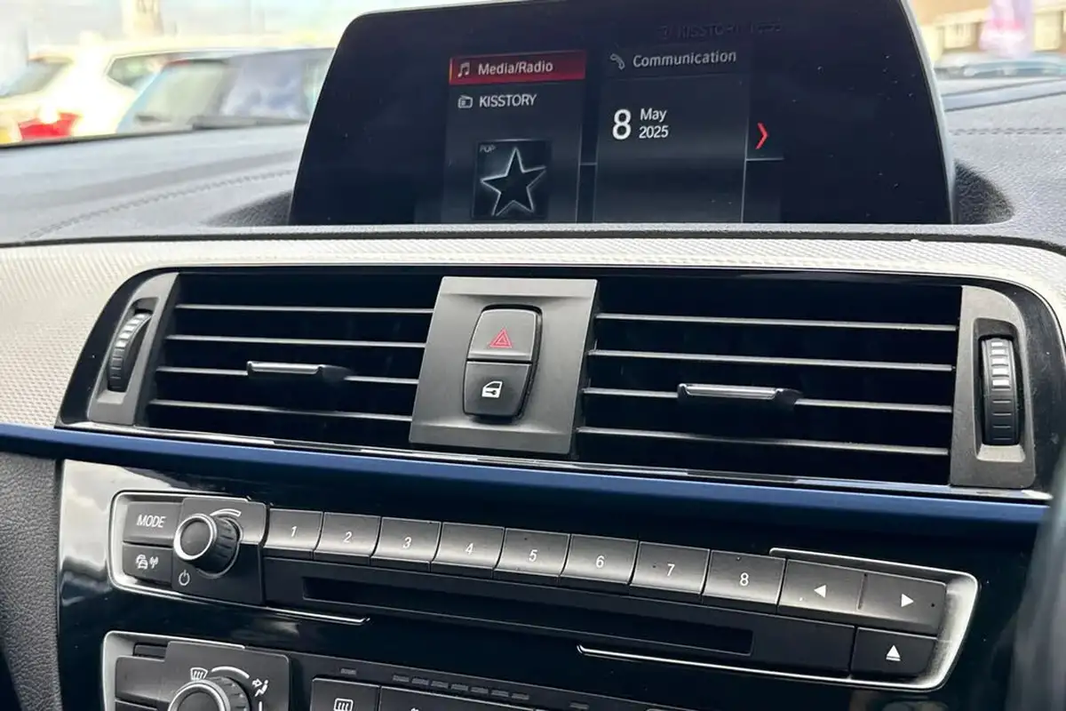 2018-bmw-1-series-15-118i-m-sport-shadow-edition-5d-big-44