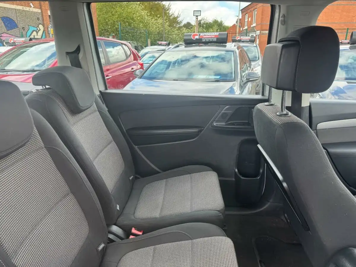 2015-volkswagen-sharan-20tdi-se-140ps-bluemotion-tech-ss-big-11