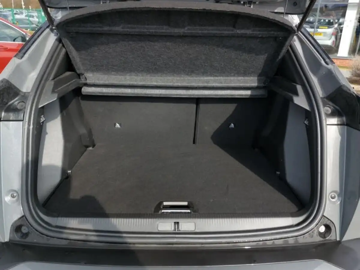 2024-peugeot-2008-suv-12-puretech-allure-130ps-big-7