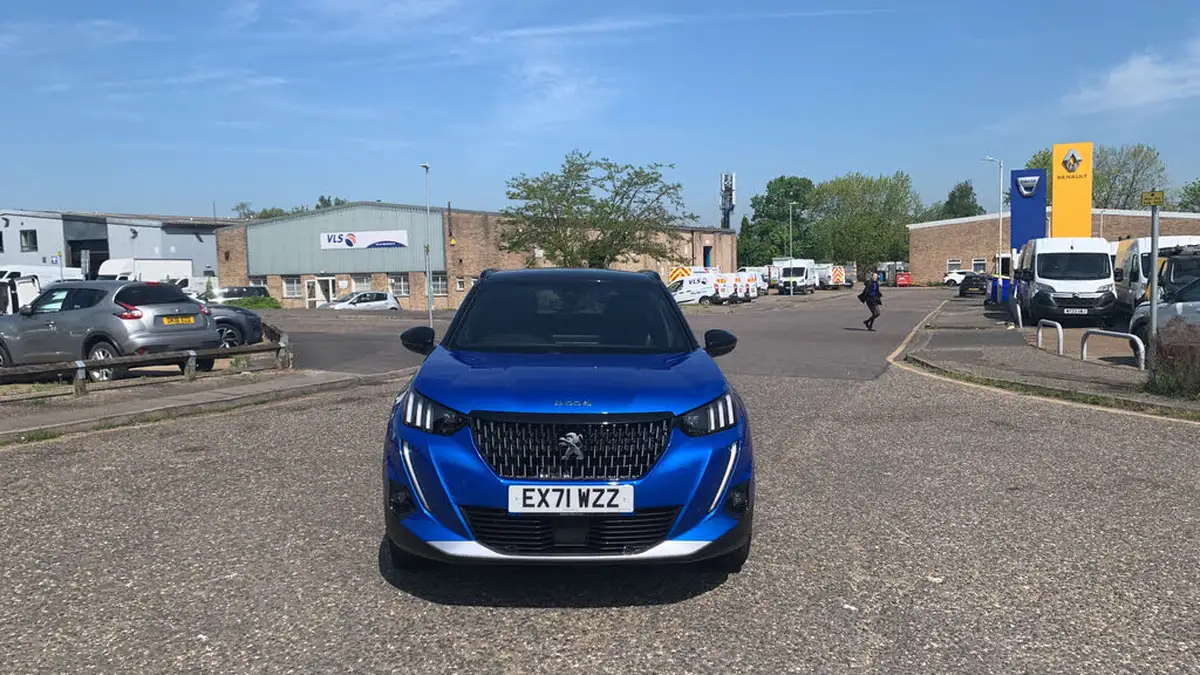 2021-peugeot-2008-suv-12-puretech-gt-eat8-big-7