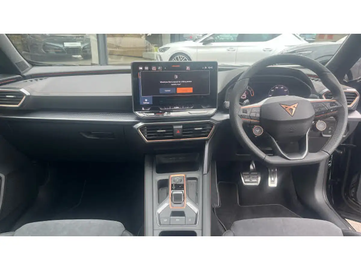 2025-cupra-formentor-15-e-hybrid-vz1-big-9