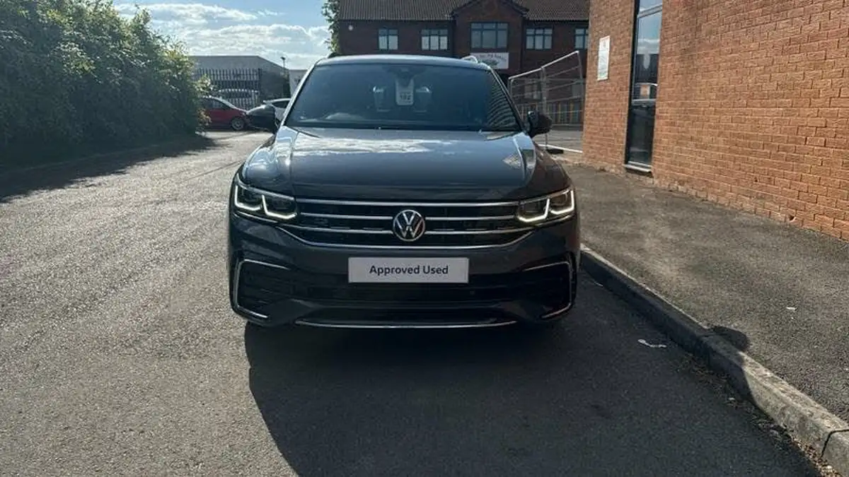 2020-volkswagen-tiguan-15-tsi-r-line-big-17