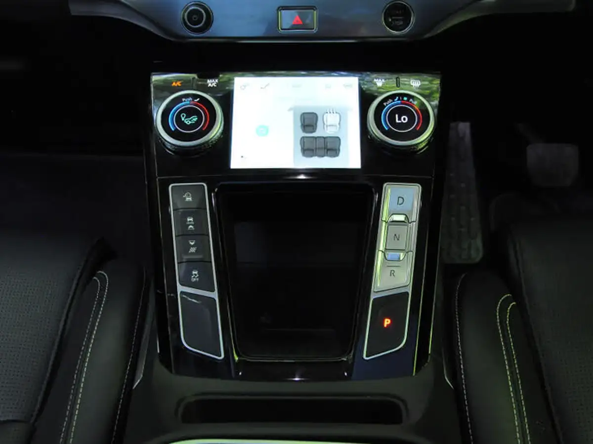 2019-jaguar-i-pace-ev400-hse-big-41