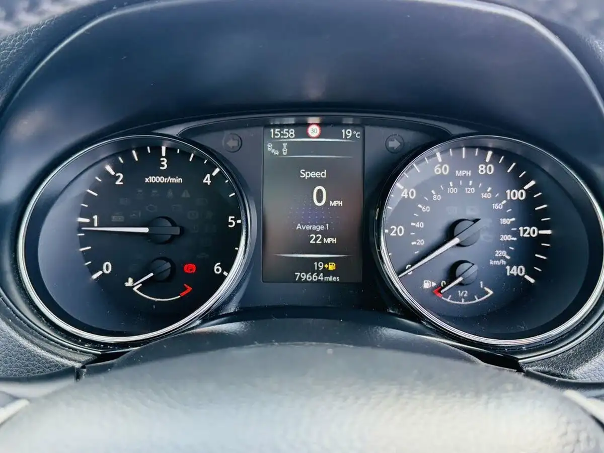 2017-nissan-qashqai-15dci-tekna-big-16
