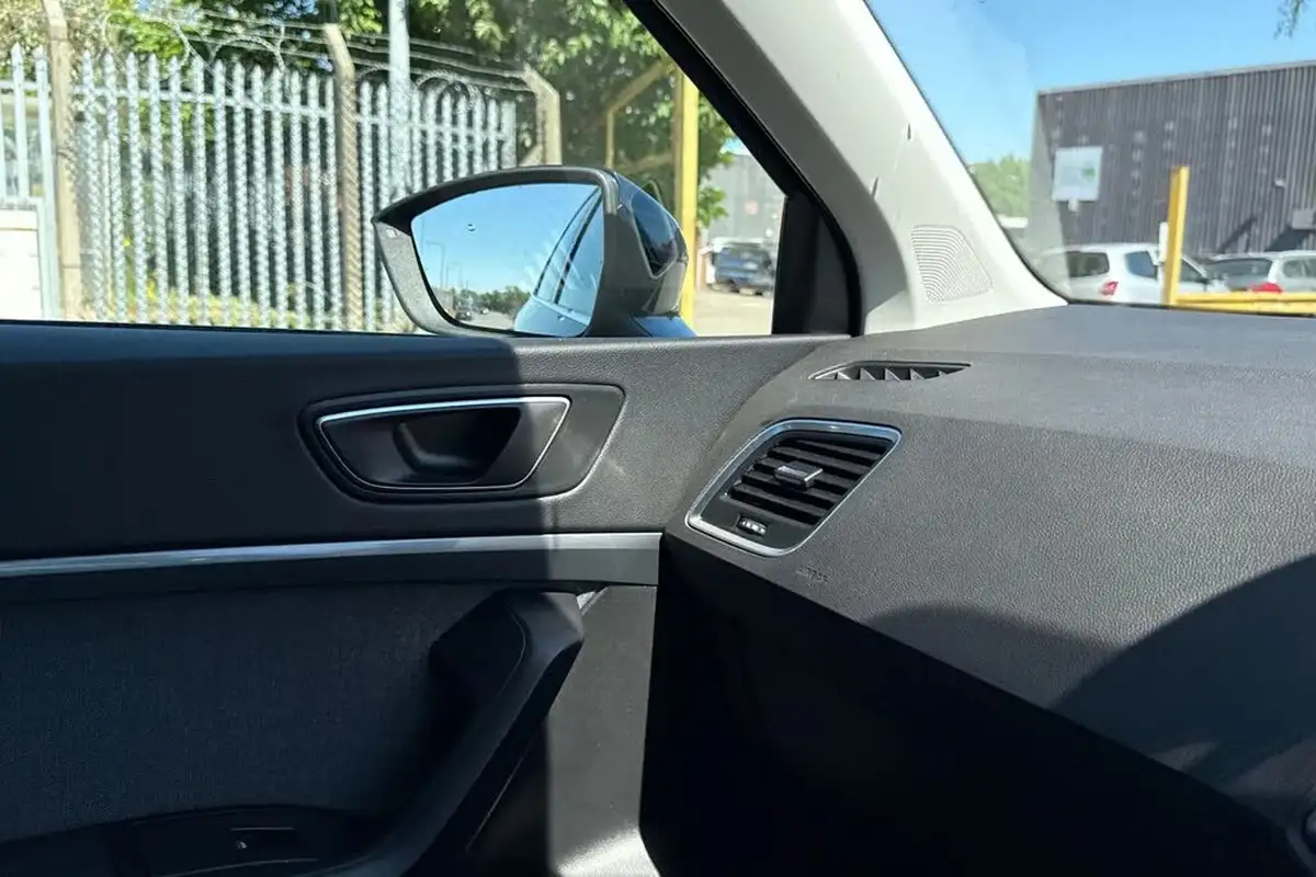 2023-seat-ateca-15-ecotsi-se-technology-big-28