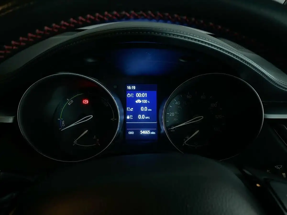 2022-toyota-c-hr-18-vvt-i-gr-sport-big-27