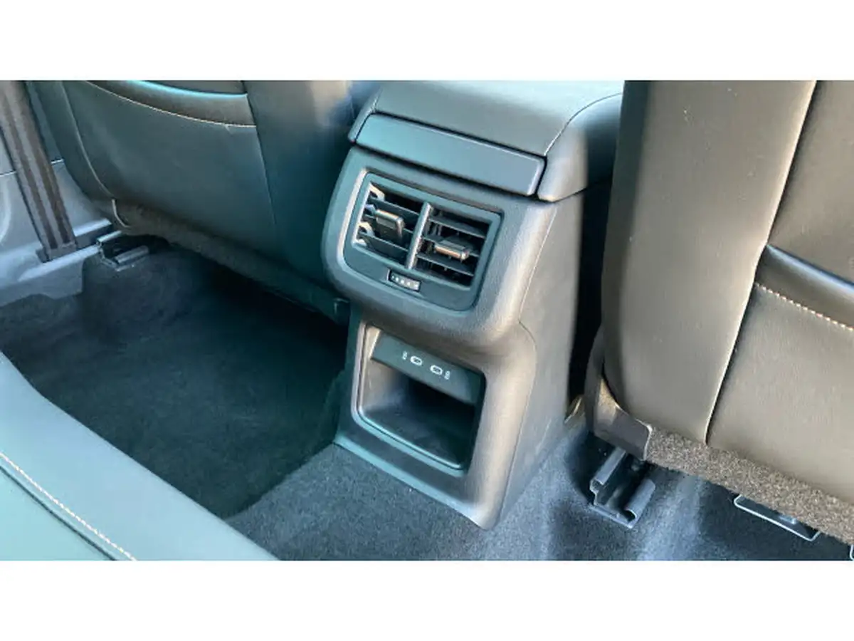 2024-cupra-ateca-15-ecotsi-v2-big-31