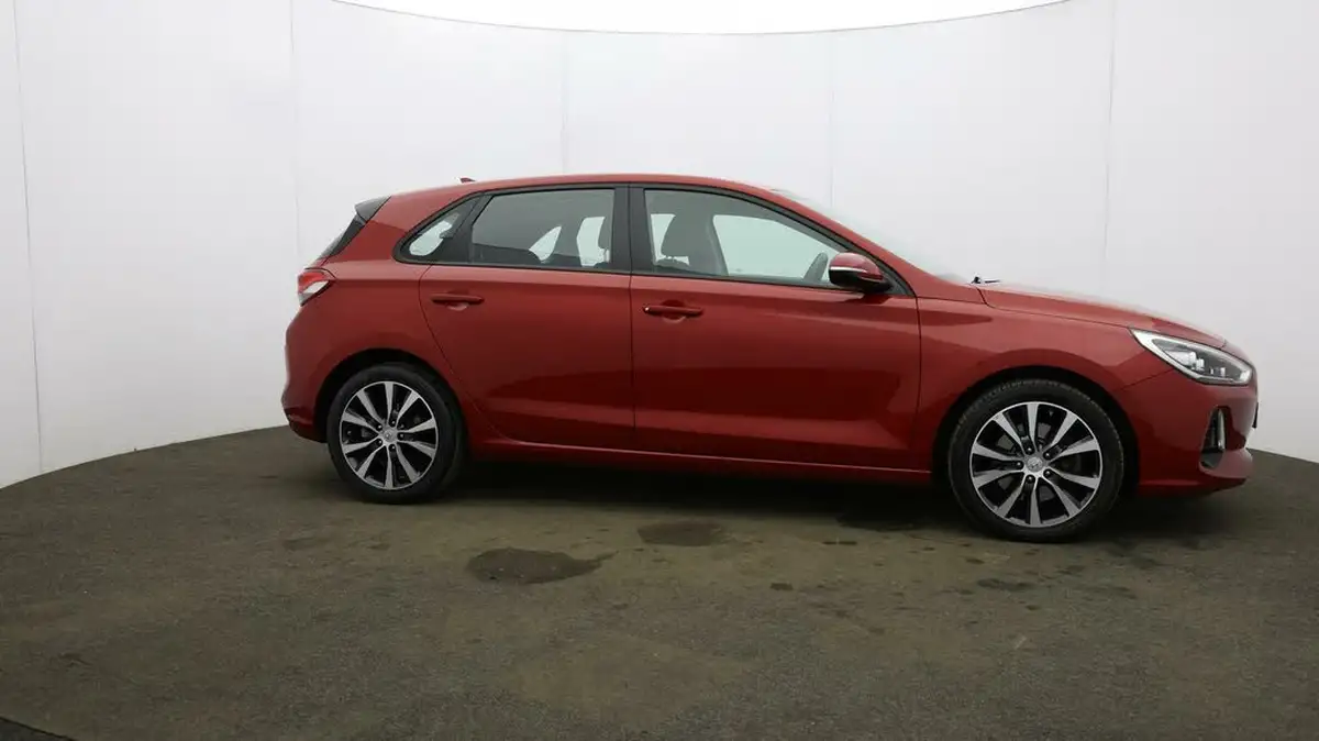 2018-hyundai-i30-14-t-gdi-se-nav-blue-drive-isg-hatchback-dct-big-50