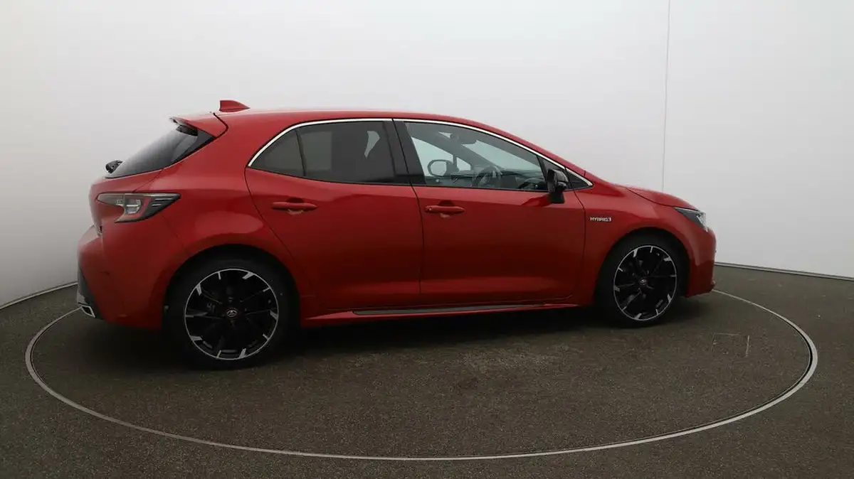 2021-toyota-corolla-18-vvt-i-gr-sport-trk-hatchback-big-51