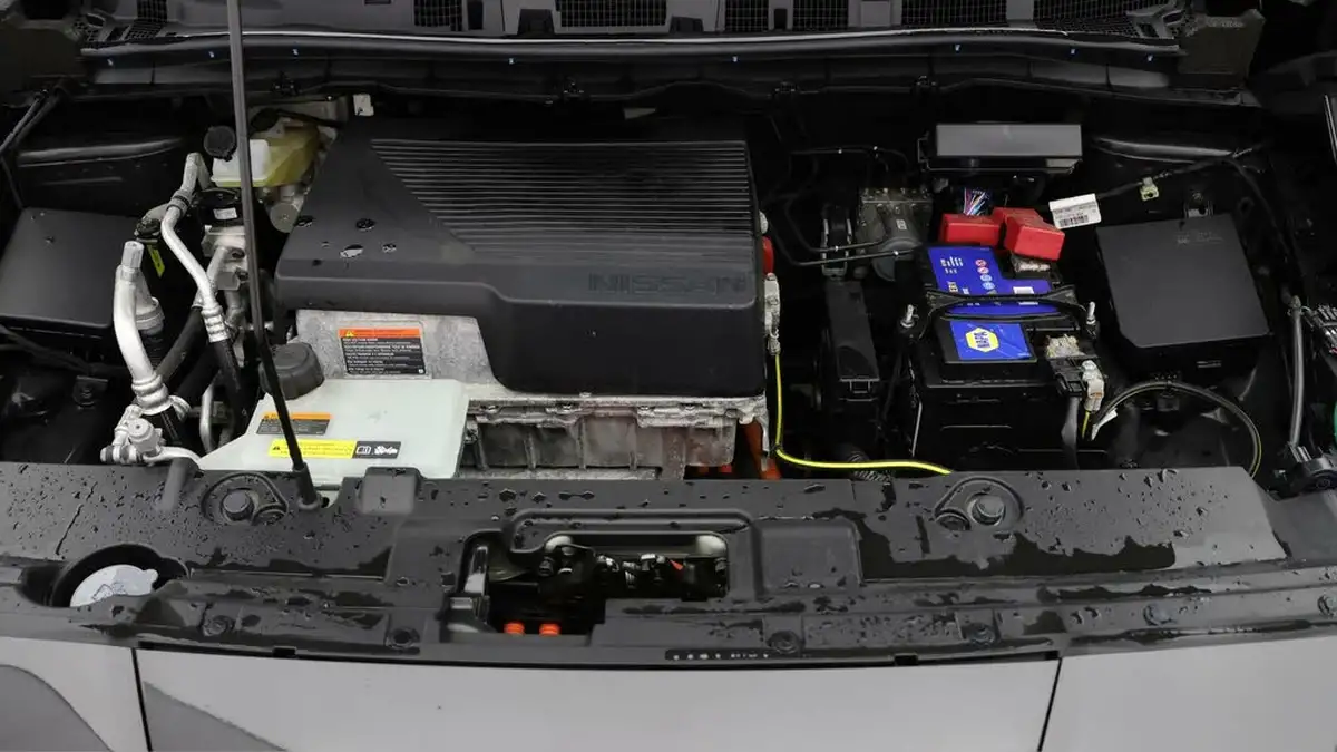 2020-nissan-leaf-e-n-connecta-big-18