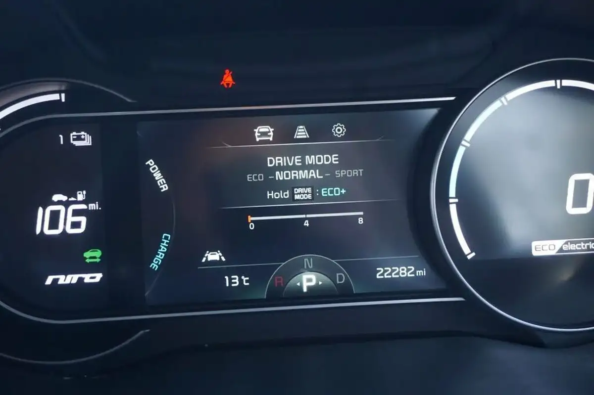 2022-kia-e-niro-ev-2-134bhp-39-big-22
