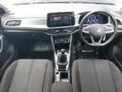 2022-volkswagen-t-roc-10-tsi-life-small-2