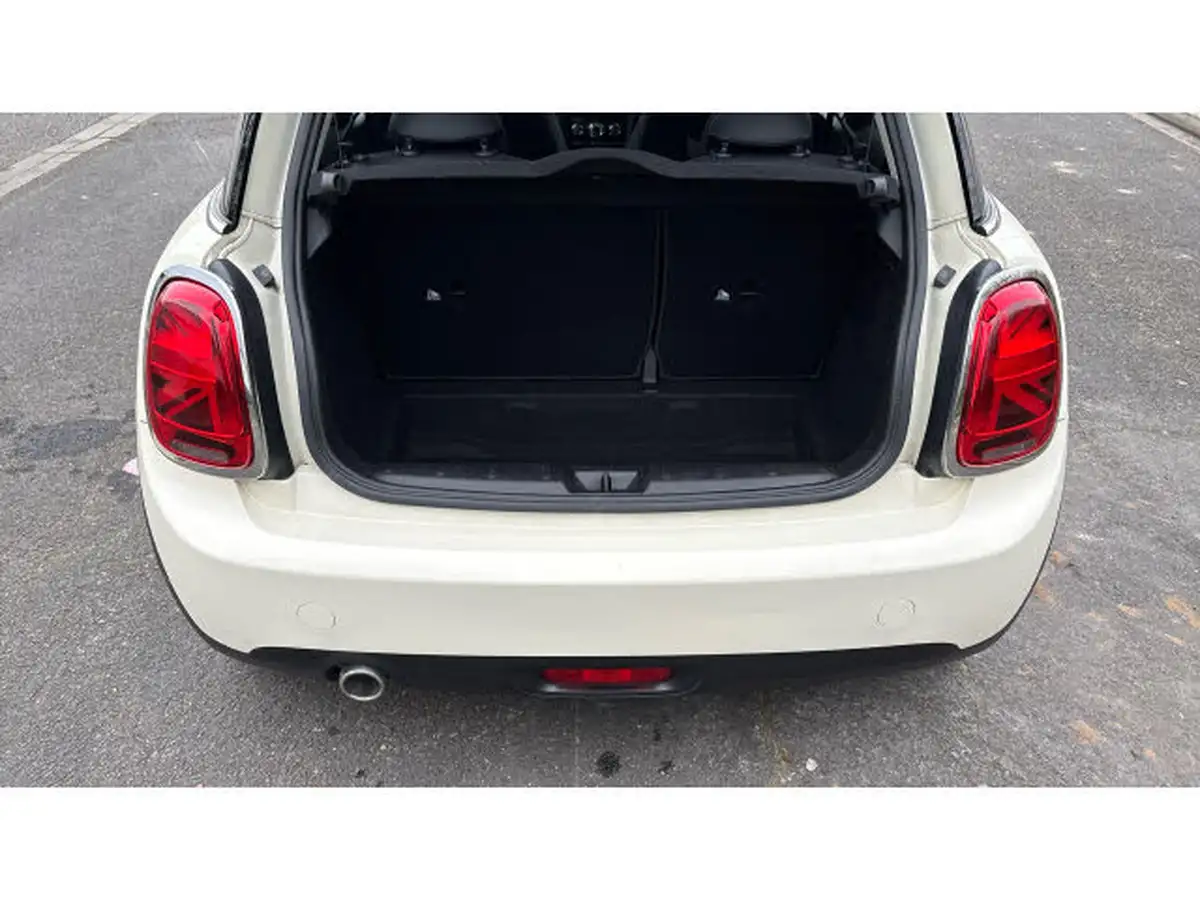 2019-mini-cooper-15-cooper-classic-hatchback-3d-big-3
