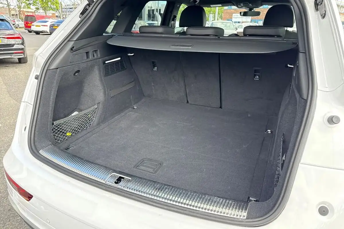 2025-audi-q5-20-45-tfsi-s-line-station-wagon-big-31