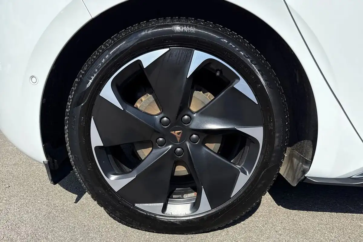 2022-cupra-born-e-v2-230ps-58kwh-e-boost-big-11
