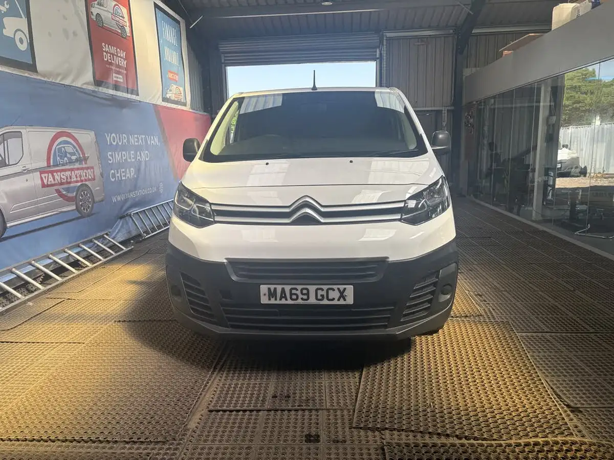 2019-citroen-dispatch-20bluehdi-enterprise-m-1400-120pseu6d-ss-panel-big-21