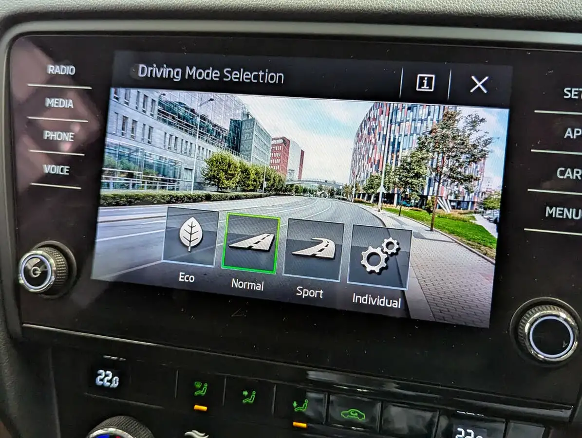 2019-skoda-octavia-15-tsi-se-estate-dsg-big-28