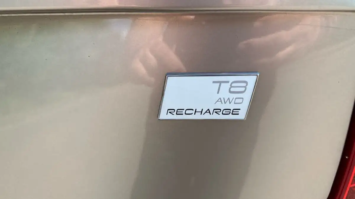2024-volvo-xc90-20-t8-ultimate-dark-big-32
