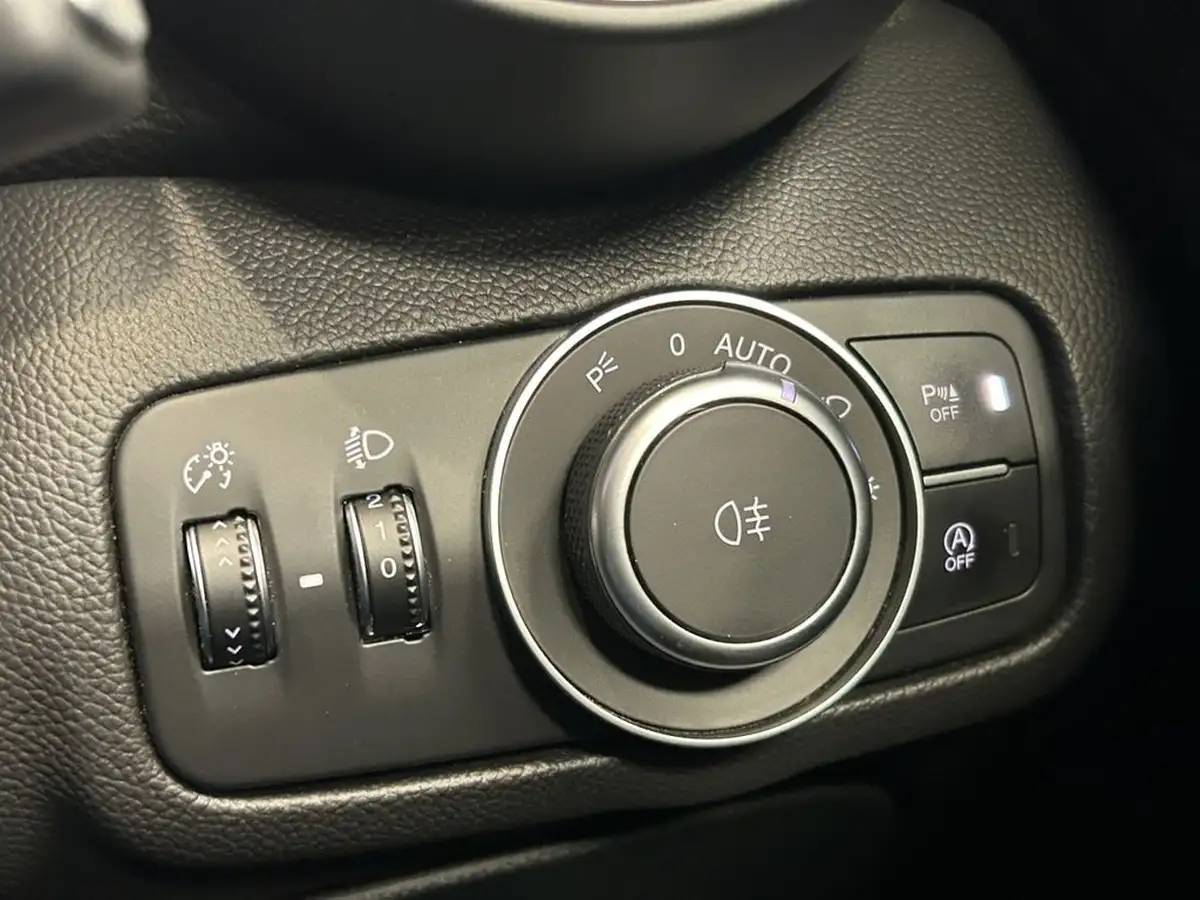 2018-alfa-romeo-giulia-20-veloce-big-46