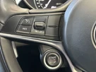 2018-alfa-romeo-giulia-20-veloce-small-33